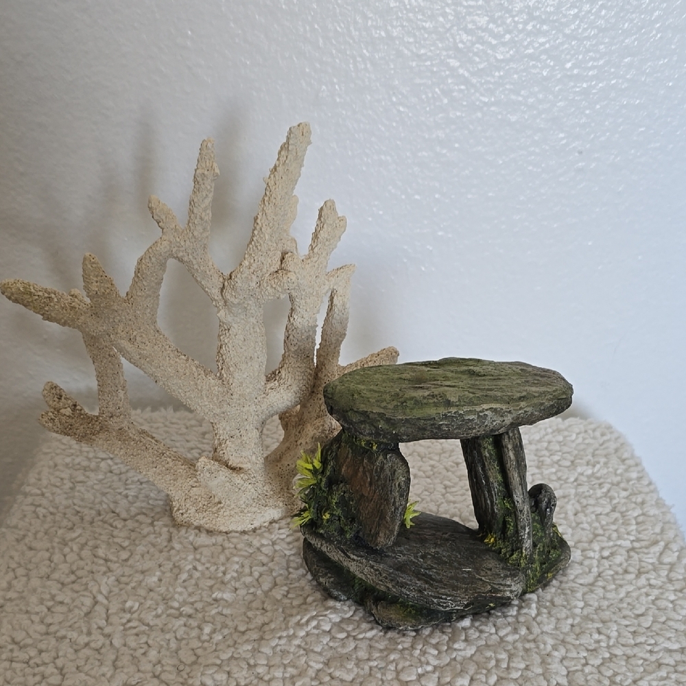 Aquarium Decor Set with Coral and Cave